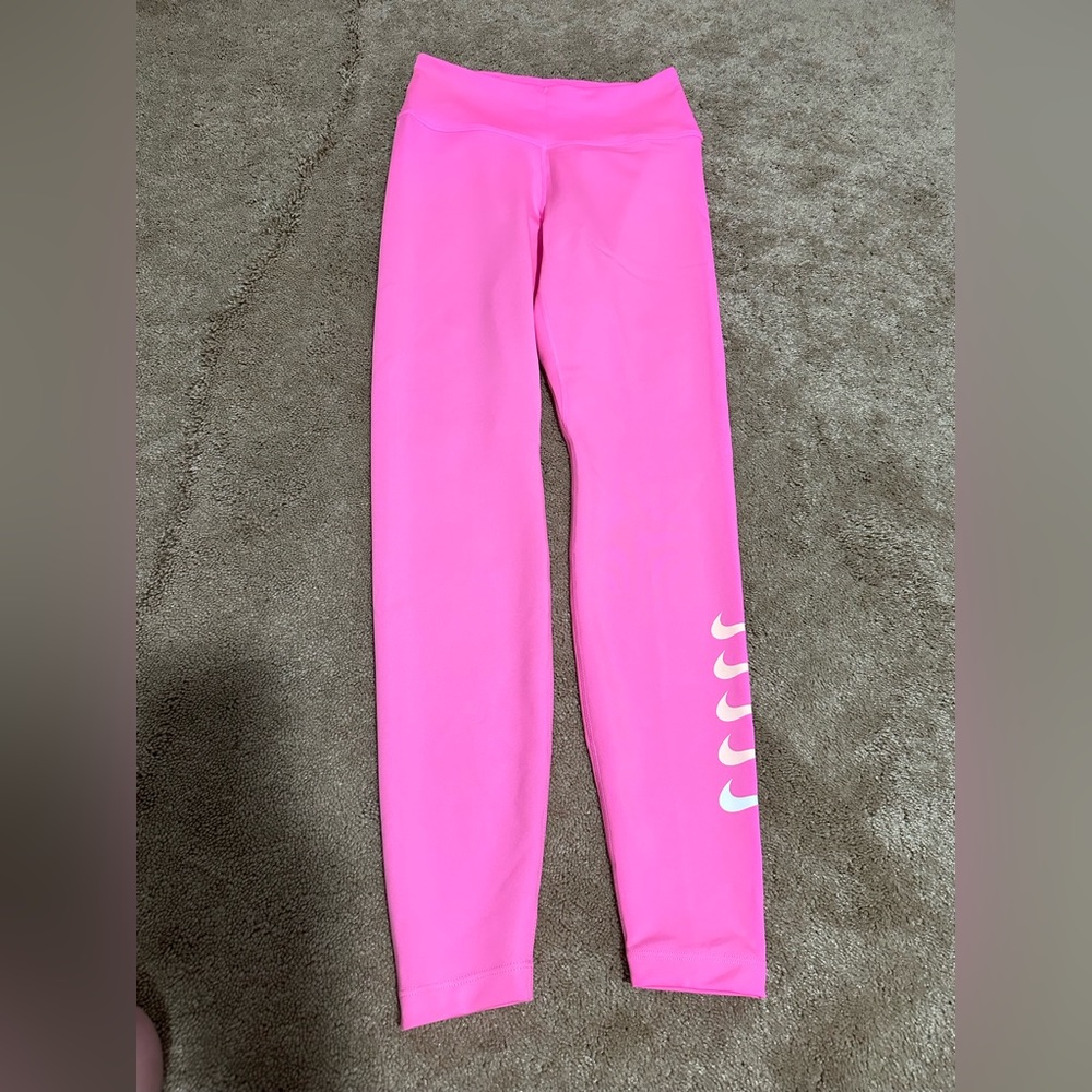 NWOT Nike women’s leggings size XS